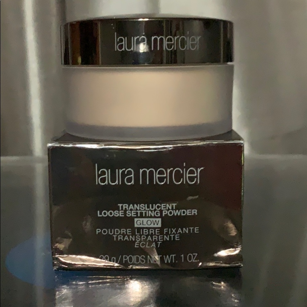 Laura Mercier loose setting powder